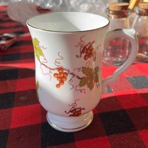 Vintage Royal Victoria footed coffee mug- fine bone China